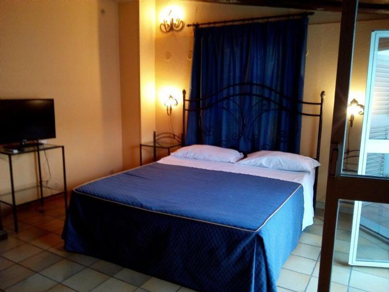 Life Hotels Residence Dei Baroni Szirakúza Kültér fotó